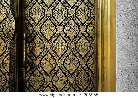 Traditional Thai's Pattern on the Door