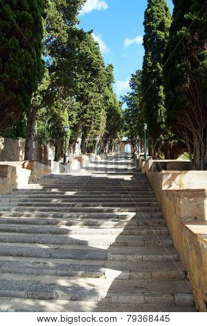 Endless stairs