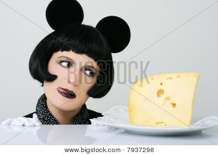 éhes egér