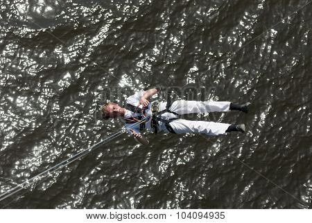 Extreme ropejumping
