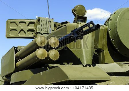 Multifunction weapon complex