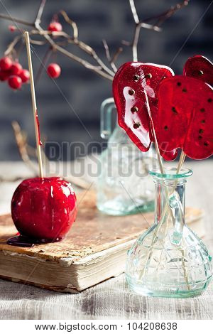 Halloween black and red caramelized apples