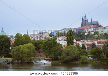 Prague Castle (Prazsky hrad) and Old Town