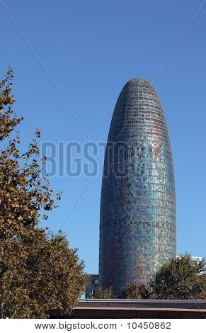 Torre Agbar berømte tårn i Barcelona