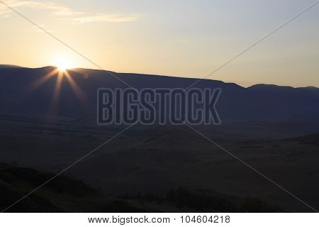 Kuray mountain range and steppe at dawn.