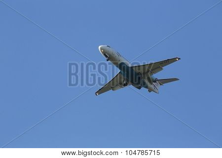 ZAGREB, CROATIA - JUNE 10: Fokker F70, registration OE-LFJ of Austrian Airlines landing on Zagreb Airport Pleso on June 10, 2015.