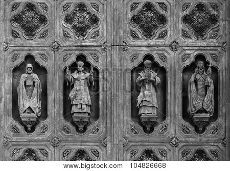 Holy Sculptures