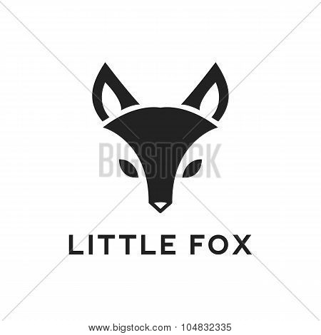 Vector minimalistic fox head logo