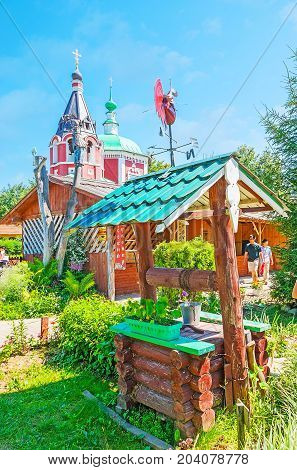 The Wooden Well In Suzdal Tourist Market