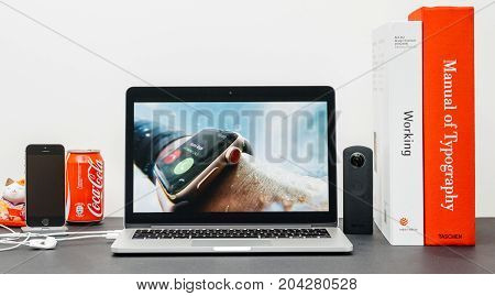 Apple Keynote With Coo Jeff Williams And Watch Series 3 Swimming, Waterproof,