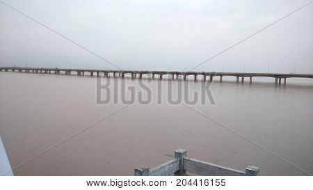 Its a amazing example of human built bridge.
The bridge is on Mahanadi river in odisa .