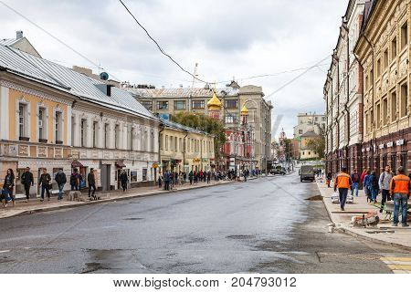 People On Solyanka Street In Moscow City
