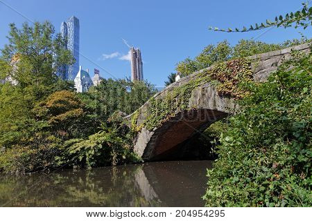 New York City, Usa, September 10, 2017 : Gapstow Bridge In Central Park. The Simple Fieldstone Arch