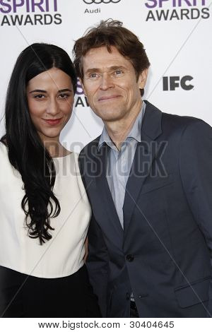 SANTA MONICA, CA - 25 FEB: Willem Dafoe presso il 2012 Film Independent Spirit Awards il 25 febbraio, 2