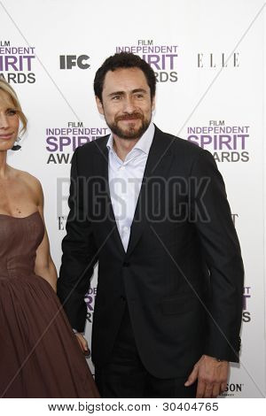 SANTA MONICA, CA - 25 lutego: Demian Bichir w 2012 Film Independent Spirit Awards w dniu 25 lutego, 