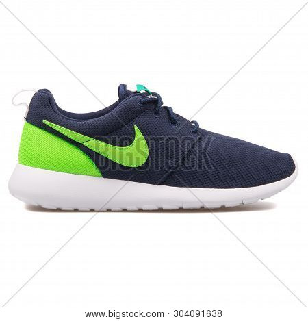 roshe one obsidian