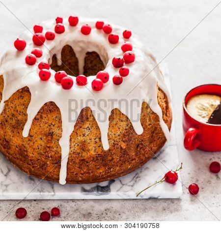 Lemon Poppy Seed Bundt Cake With Sugar Glaze And Redcurrant, Square