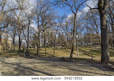 Hisarya, Bulgaria - December 26, 2018: Park At The Center Of Town Of Hisarya, Plovdiv Region, Bulgar