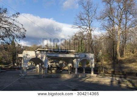 Hisarya, Bulgaria - December 26, 2018: Building Around Spring Of Mineral Water Of Town Of Hisarya, P