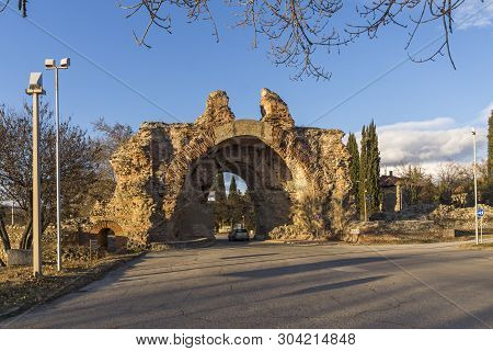 Hisarya, Bulgaria - December 26, 2018: Sunset View Of The South Gate Know As The Camels At Roman For