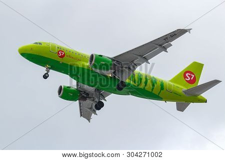 Moscow, Russia - March 17, 2019: Aircraft Airbus A319-114 Vp-bhi Of S7 - Siberia Airlines Going To L