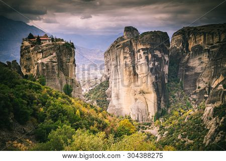 Monastery Of The Holy Trinity On Cliff. Greek Destinations. The Meteora Monasteries, Greece Kalambak