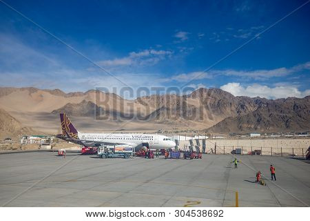 Leh Ladakh, India - April 2019 : Vistara Aviation Airplane Has Been Arrived In Leh Airport With Clea