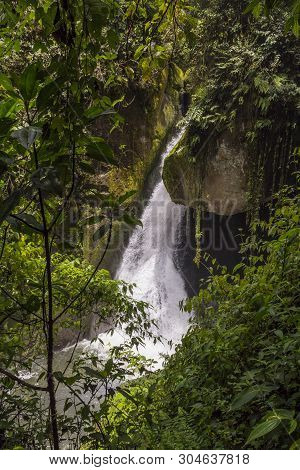 Waterfall Savegre River, Los Quetzales National Park San Gerardo De Dota, Costa Rica