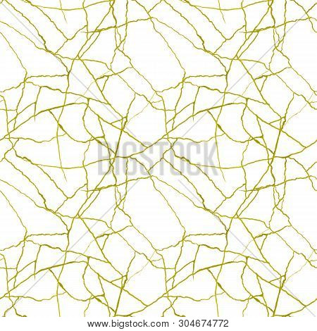 Gold Cracks On White Seamless Pattern - Kintsugi Concept, Golden Crinkles, Broken Pottery Or Howlite