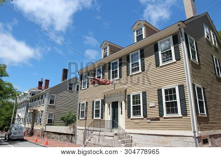 Providence, Usa - June 8, 2013: Typical New England Architecture In Providence, Rhode Island. Provid