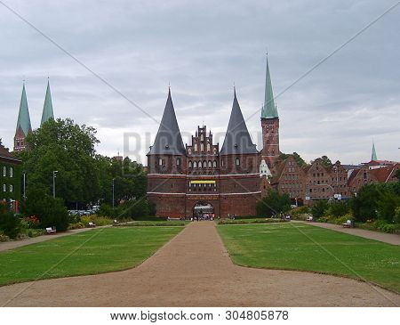 Lubeck, Germany - August 05, 2010: Holsten Gate Or Holstentor On Holstentorplatz In Old Town, Lubeck