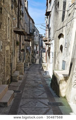 비코 델이 르가 노의 골목입니다. 풀리아입니다. 이탈리아.