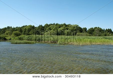 プレシチェエボ湖湖岸、夏の時間