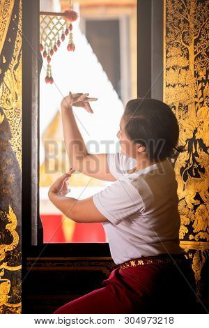 Art Culture Thailand Dancing In Masked Khon In Literature Ramayana,thai Classical Monkey Masked, Kho