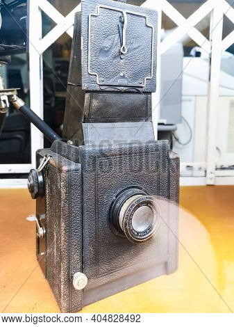 Lodz, Poland - February 23 2020 Old Analog Camera At Facade Of Shop