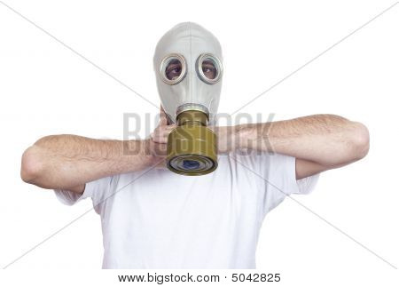 Противогаз опасность