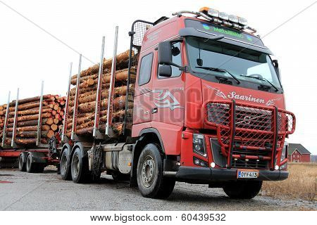Volvo Fh Timber Truck With Full Load