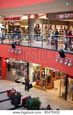 Vilnius Ozas Shopping House Centre