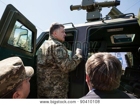 President Of Ukraine Petro Poroshenko At The Training Center Of The Land Forces