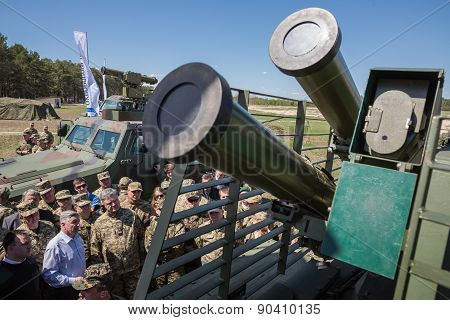 President Of Ukraine Petro Poroshenko At The Training Center Of The Land Forces