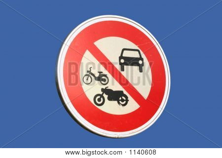 Motorová vozidla zakázáno znamení