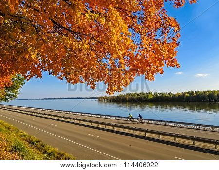 The Bike Ride - Fall Along the Mississippi - Great River Road