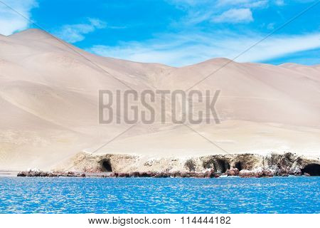 El Candelabro, Ballestas Islands, Peru, South America
