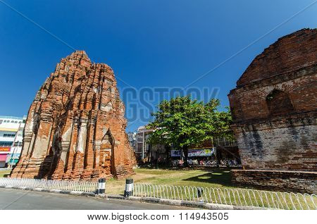 Prang Khaek