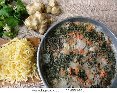Artishok white-nettle mushrooms gratin cooking