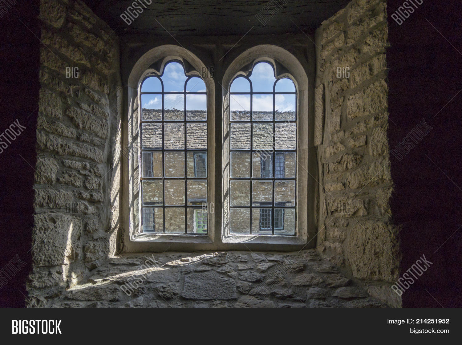 Windows 17th Century Image & Photo (Free Trial) | Bigstock
