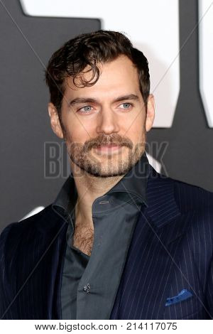 LOS ANGELES - NOV 13:  Henry Cavill at the World Premiere of Justice League at Dolby Theater on November 13, 2017 in Los Angeles, CA