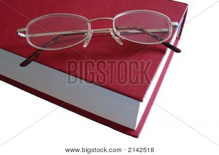 Książka na białym tle