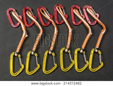 Set Quickdraws For Sports Climbing With Dyneema Tape.