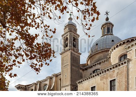 Santa Maria Del Rosario